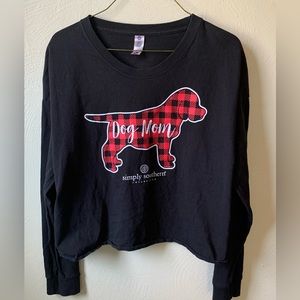 SIMPLY SOUTHERN Womens medium DOG MOM semi crop long sleeve top. Fits teen 16-18